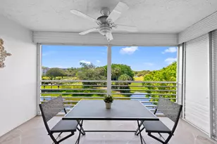 3510 Oaks Way, Pompano Beach, FL 33069 - Photo 4