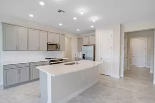 8656 Escue St, Lake Worth, FL 33467 - Photo 4