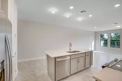 8656 Escue Street, Lake Worth, FL 33467 - Photo 6