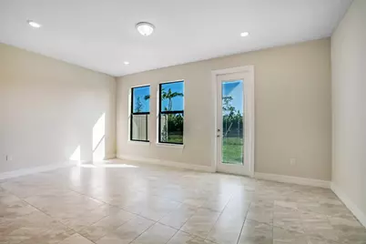 8656 Escue Street, Lake Worth, FL 33467 - Photo 10