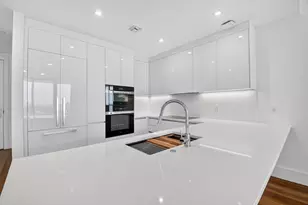 220 Lake Shore Dr, Lake Park, FL 33403 - Photo 14