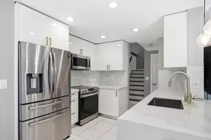 18241 NW 8th St, Pembroke Pines, FL 33029 - Photo 24