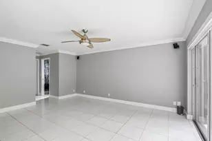 18241 NW 8th St, Pembroke Pines, FL 33029 - Photo 8