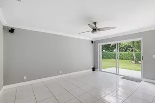 18241 NW 8th St, Pembroke Pines, FL 33029 - Photo 10