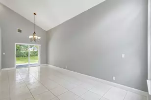 18241 NW 8th St, Pembroke Pines, FL 33029 - Photo 16