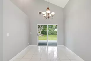 18241 NW 8th St, Pembroke Pines, FL 33029 - Photo 14