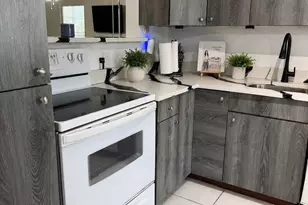 5961 NW 2nd Ave, Boca Raton, FL 33487 - Photo 2
