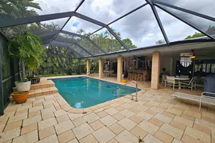 11500 SW 3rd St, Plantation, FL 33325 - Photo 4