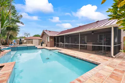 10662 NW 7th Place, Coral Springs, FL 33071 - Photo 8