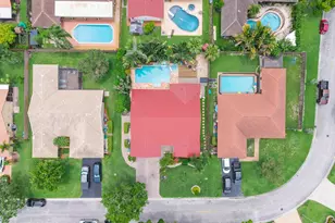 10662 NW 7th Pl, Coral Springs, FL 33071 - Photo 42