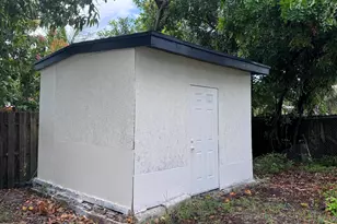 4310 NE 13th Ave, Pompano Beach, FL 33064 - Photo 16