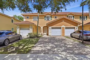 6532 Catalina Ln, Tamarac, FL 33321 - Photo 6