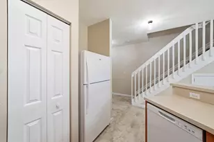6532 Catalina Ln, Tamarac, FL 33321 - Photo 12