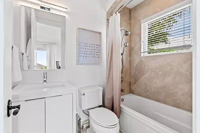2320 NE 34th Court, Lighthouse Point, FL 33064 - Photo 30