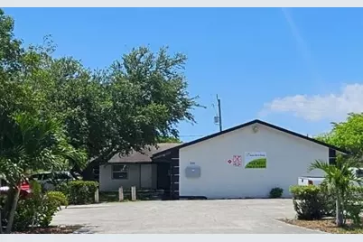 200 NW 14th Street #5, Pompano Beach, FL 33060 - Photo 1