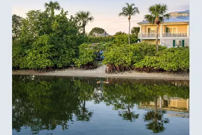 5403 SE Miles Grant Road #H-209, Stuart, FL 34997 - Photo 8