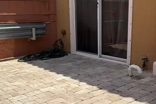 765 SW 107th Ave, Pembroke Pines, FL 33025 - Photo 16