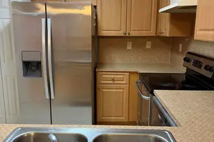 765 SW 107th Ave, Pembroke Pines, FL 33025 - Photo 4