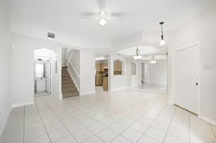 765 SW 107th Ave, Pembroke Pines, FL 33025 - Photo 8