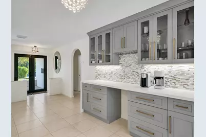 5251 NE 26th Avenue, Fort Lauderdale, FL 33308 - Photo 4