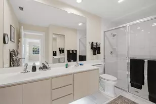 1301 NW Bentley Cir, Port Saint Lucie, FL 34986 - Photo 18