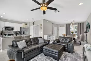 2521 NW Treviso Cir, Port Saint Lucie, FL 34986 - Photo 22