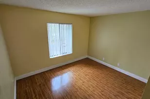 205 Foxtail Dr, Greenacres, FL 33415 - Photo 10