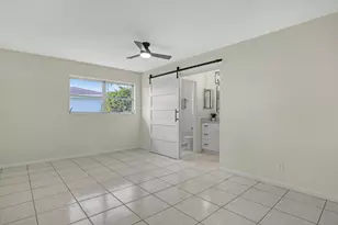 9715 Dahlia Ave, Palm Beach Gardens, FL 33410 - Photo 10