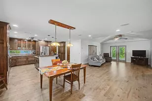5625 SE Ault Ave, Stuart, FL 34997 - Photo 20