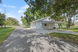 5625 SE Ault Ave, Stuart, FL 34997 - Photo 8