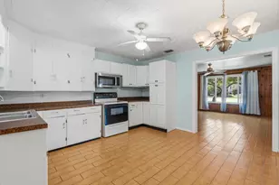 1404 Binney Dr, Fort Pierce, FL 34949 - Photo 4