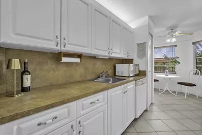 13001 SW 15th Court #404t, Pembroke Pines, FL 33027 - Photo 4