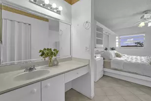 13001 SW 15th Ct, Pembroke Pines, FL 33027 - Photo 18