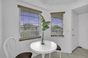 13001 SW 15th Ct, Pembroke Pines, FL 33027 - Photo 2