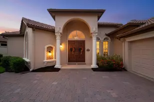 923 SW Grand Reserves Blvd, Port Saint Lucie, FL 34986 - Photo 1