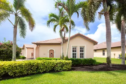 923 SW Grand Reserves Boulevard, Port Saint Lucie, FL 34986 - Photo 8