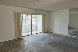 300 Bonnie Blvd, Palm Springs, FL 33461 - Photo 4