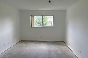 300 Bonnie Blvd, Palm Springs, FL 33461 - Photo 10