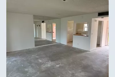 300 Bonnie Boulevard #145, Palm Springs, FL 33461 - Photo 2