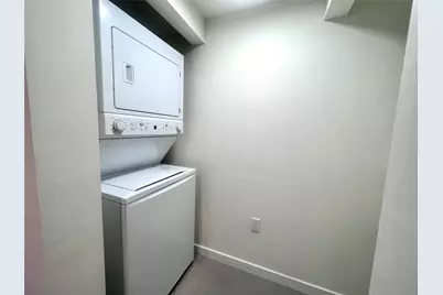 729 NW 2 Street #501, Miami, FL 33128 - Photo 4