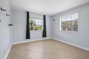 2420 SE 17th St, Fort Lauderdale, FL 33316 - Photo 8