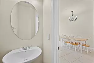 335 E Thatch Palm Cir, Jupiter, FL 33458 - Photo 8