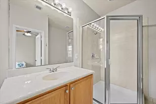 335 E Thatch Palm Cir, Jupiter, FL 33458 - Photo 24