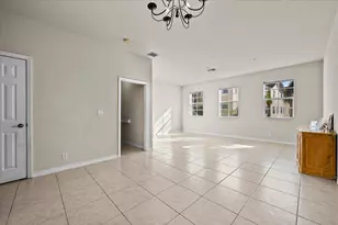 335 E Thatch Palm Cir, Jupiter, FL 33458 - Photo 6