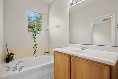 335 E Thatch Palm Circle #104, Jupiter, FL 33458 - Photo 18