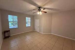 335 E Thatch Palm Cir, Jupiter, FL 33458 - Photo 8