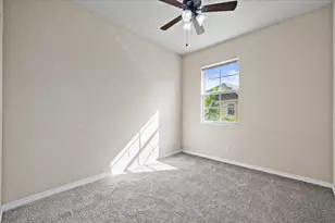 335 E Thatch Palm Cir, Jupiter, FL 33458 - Photo 20