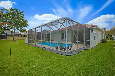 7004 SE Twin Oaks Circle, Stuart, FL 34997 - Photo 38