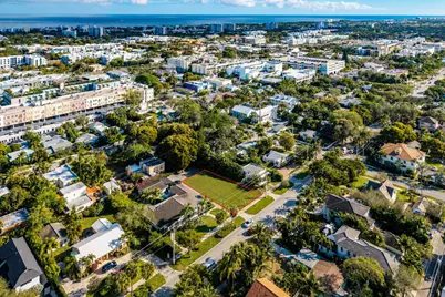 215 N Swinton Avenue, Delray Beach, FL 33444 - Photo 2