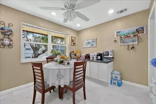 55 SE 14th St, Boca Raton, FL 33432 - Photo 14